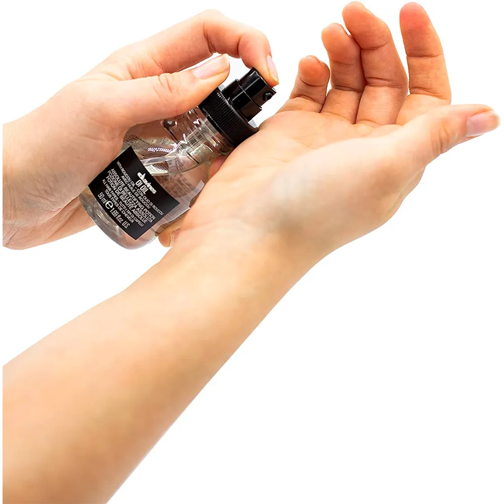 oleo-de-tratamento-multifuncoes-davines-oi-cinquenta-ml-foto-dois