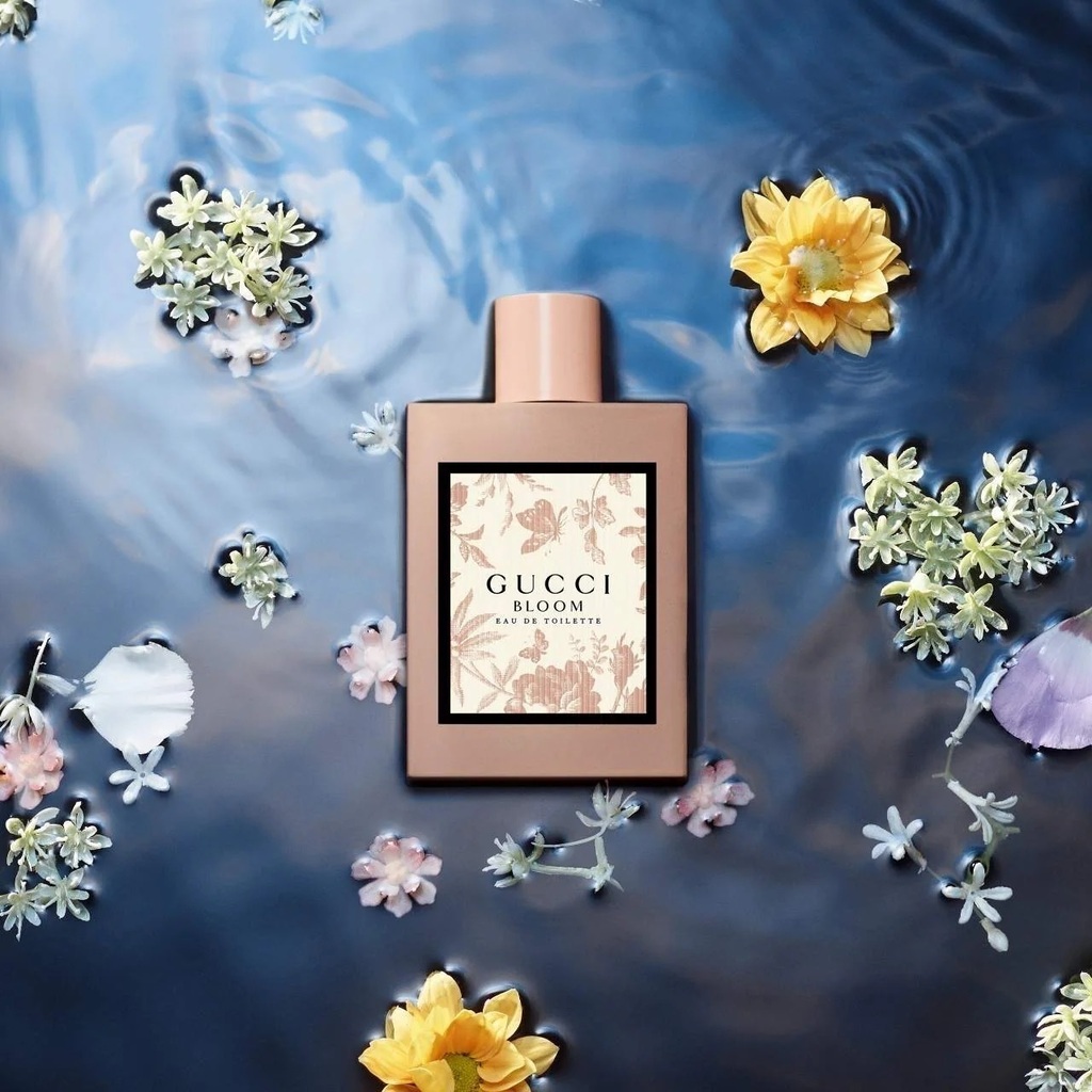 gucci-bloom-edt-100ml-poster-625f8d717e7eb0eff217218276141470-1024-1024