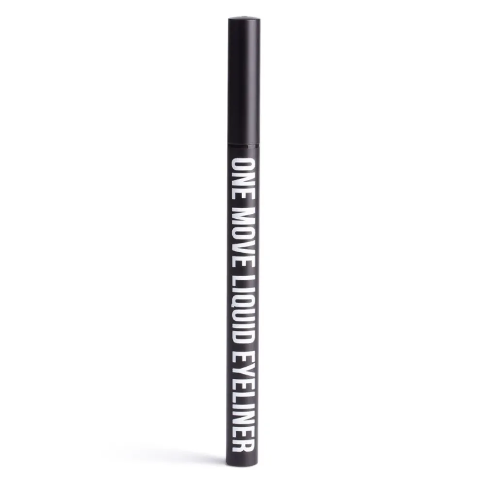 Delineador Liquido One Move Cor Preto Inglot 5.5ml